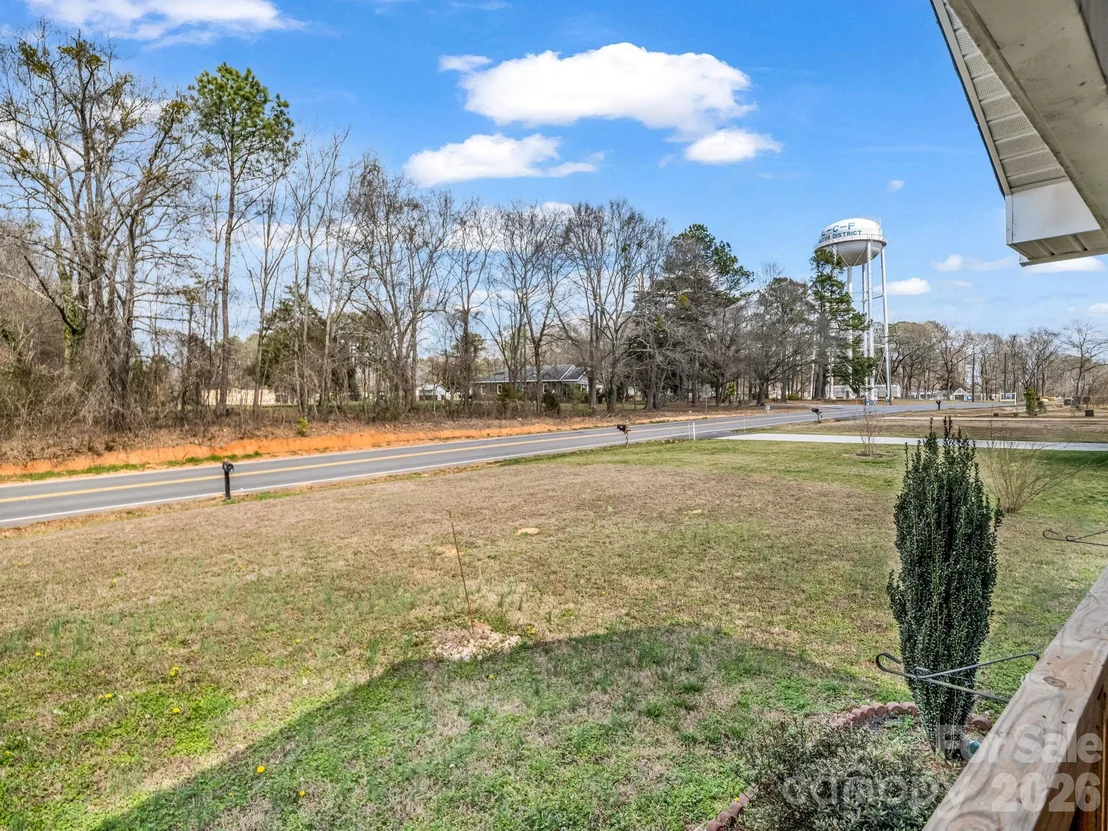 Photo of 655 W Oconee Street