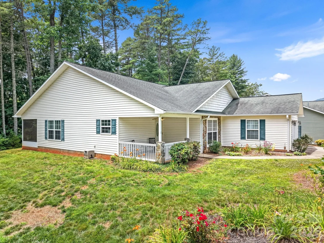 Photo of 17 Coventry Circle E