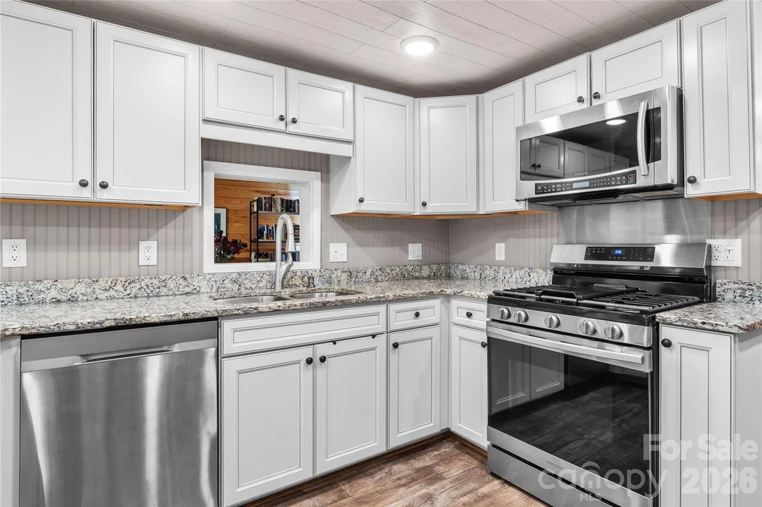 Photo of 180 Longview Road