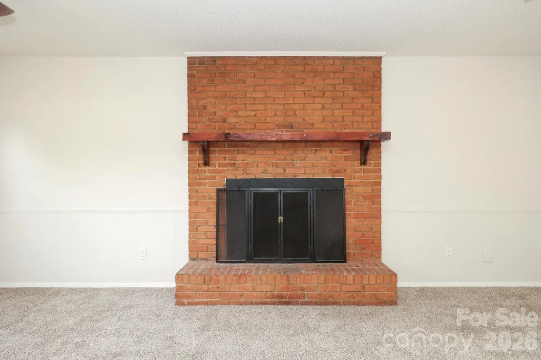 Photo of 5001 Springview Road