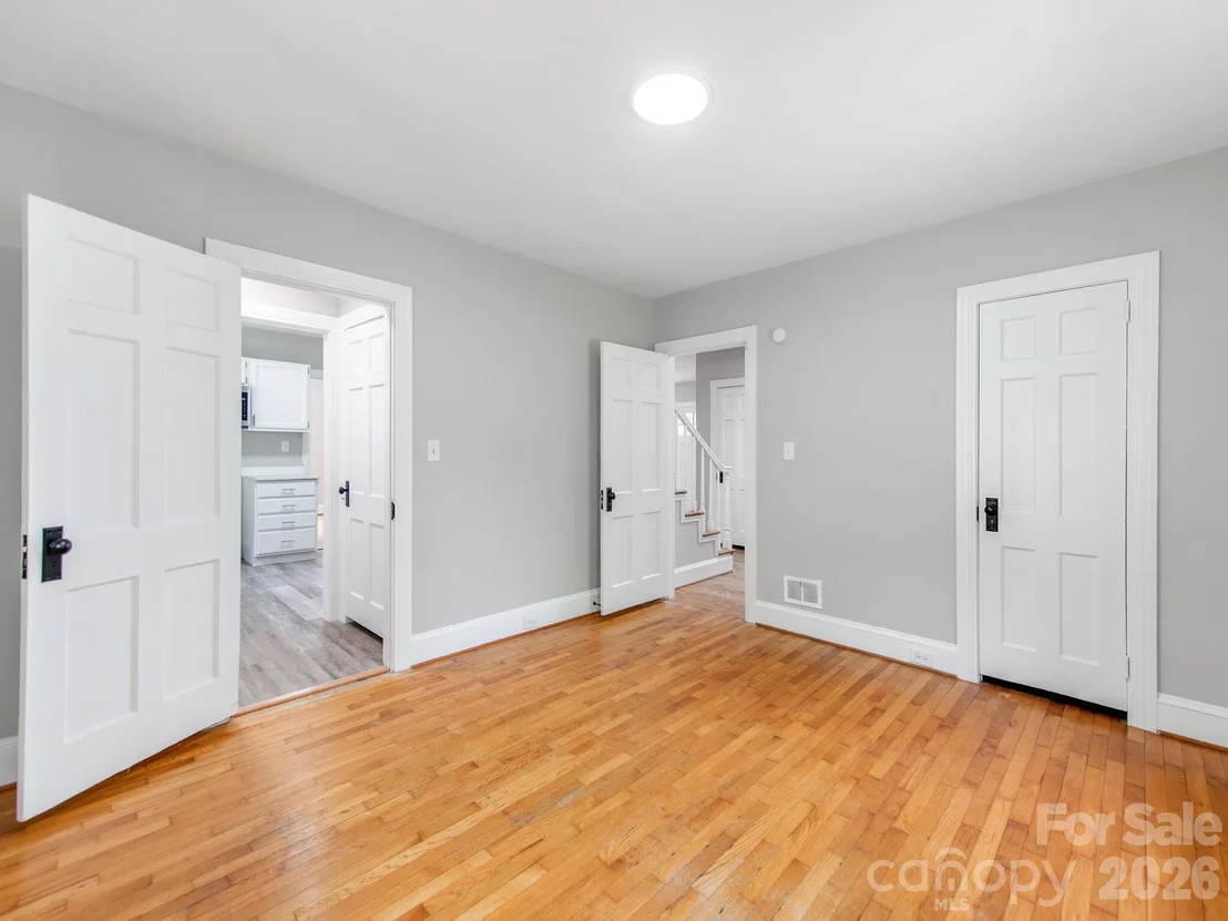 Photo of 113 Falls Street