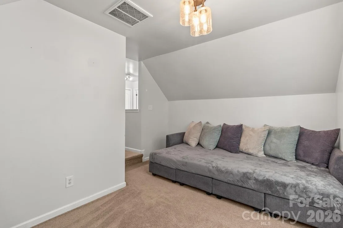 Photo of 6907 Murray Grey Lane