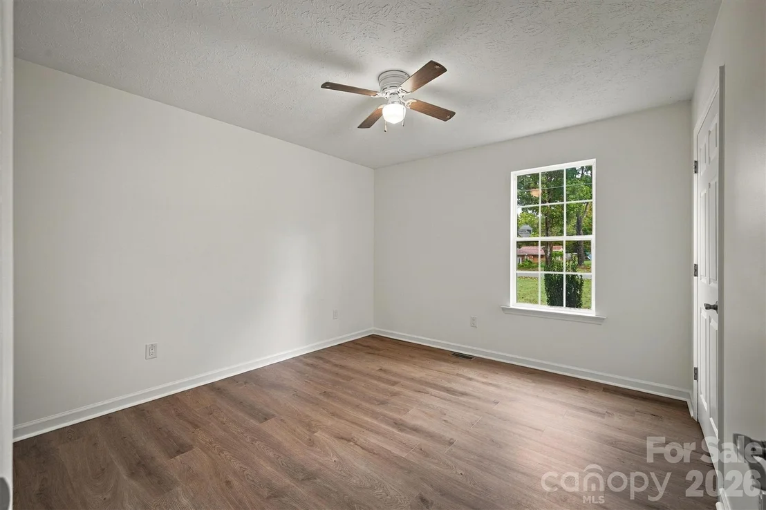 Photo of 37 Laurel Street