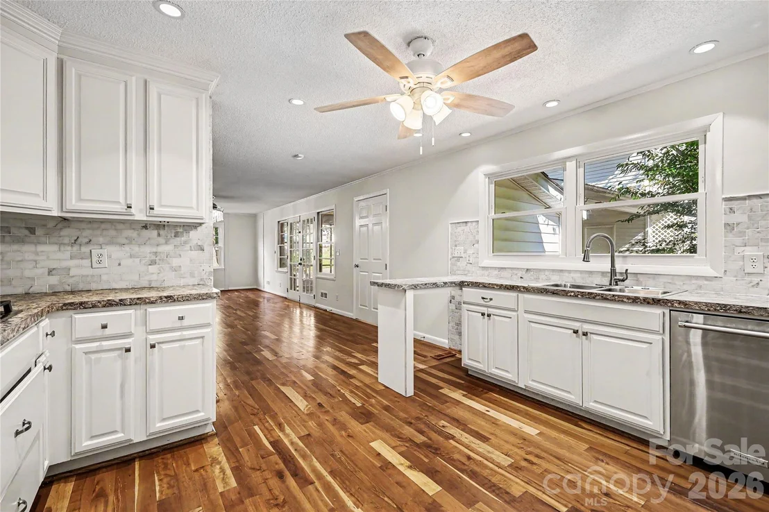 Photo of 211 Windsor Drive