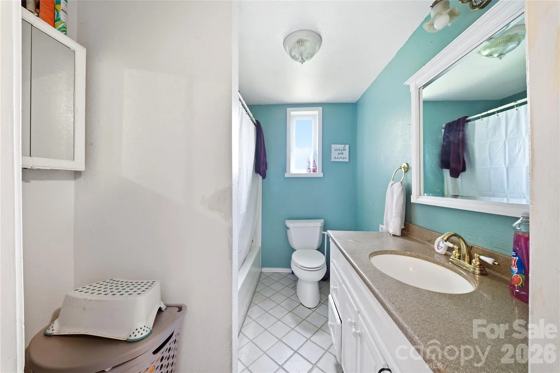 Photo of 307 Beverly Avenue