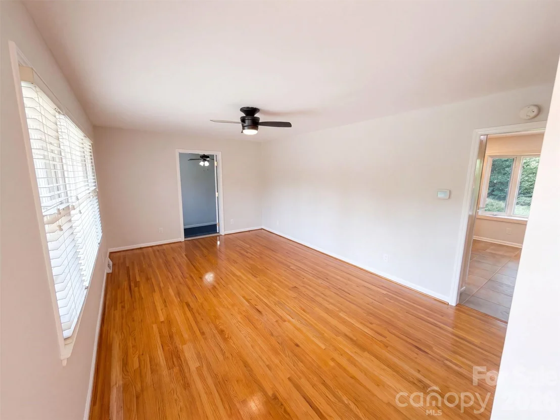 Photo of 1030 Mclaughlin Drive