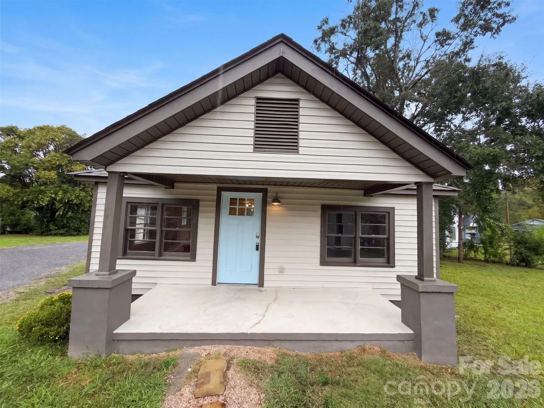 Photo of 103 Southside Circle