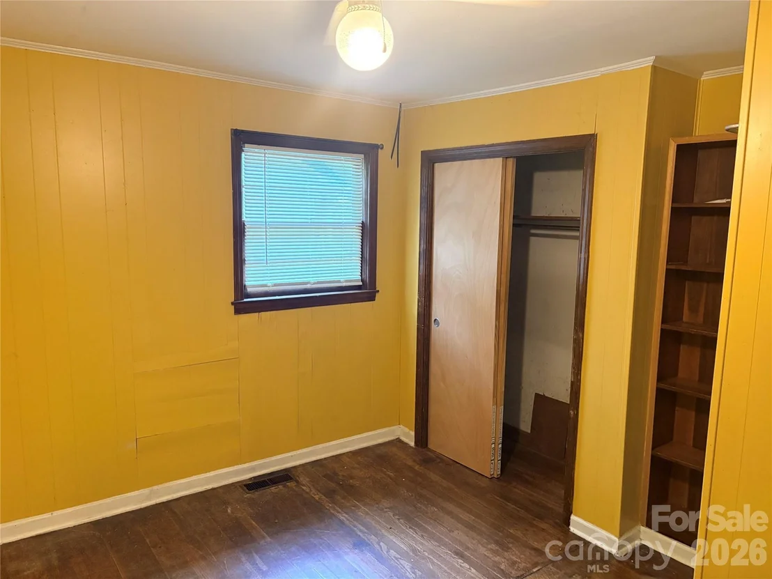 Photo of 420 Hampton Road