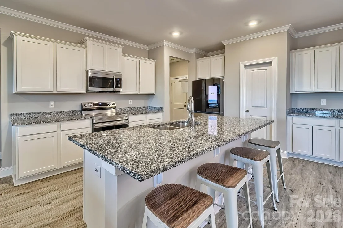 Photo of 4922 Bethune Road