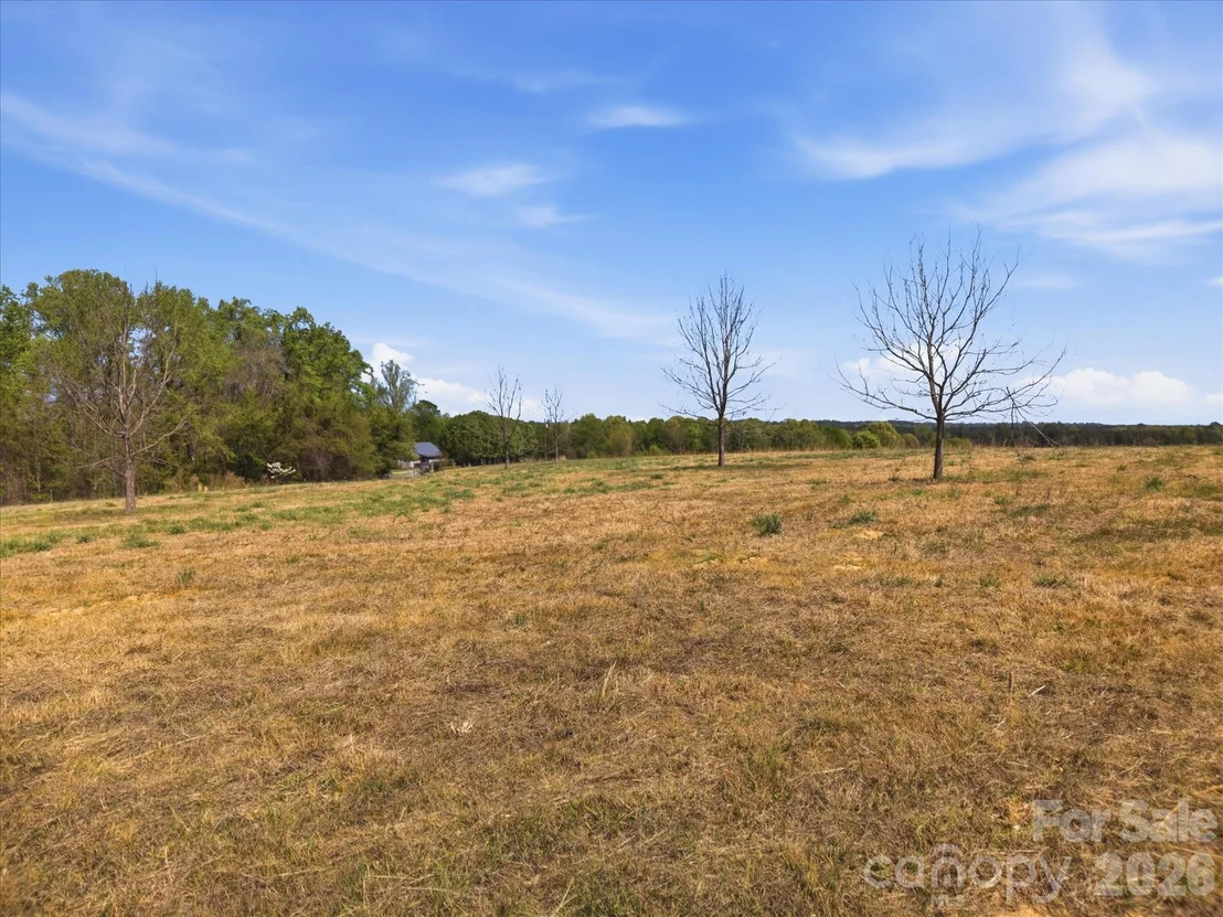 Photo of 52 Mcmillan Road