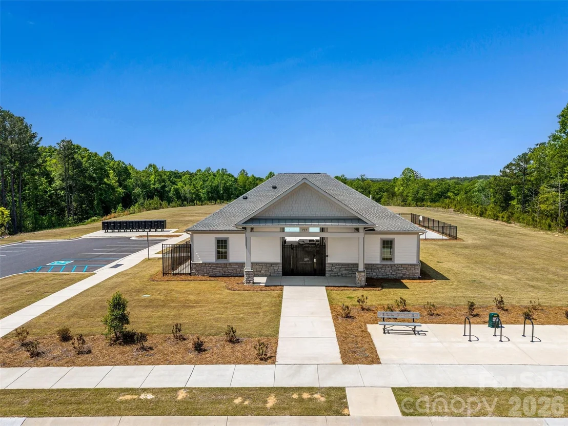 Photo of 1210 Old Fort Drive