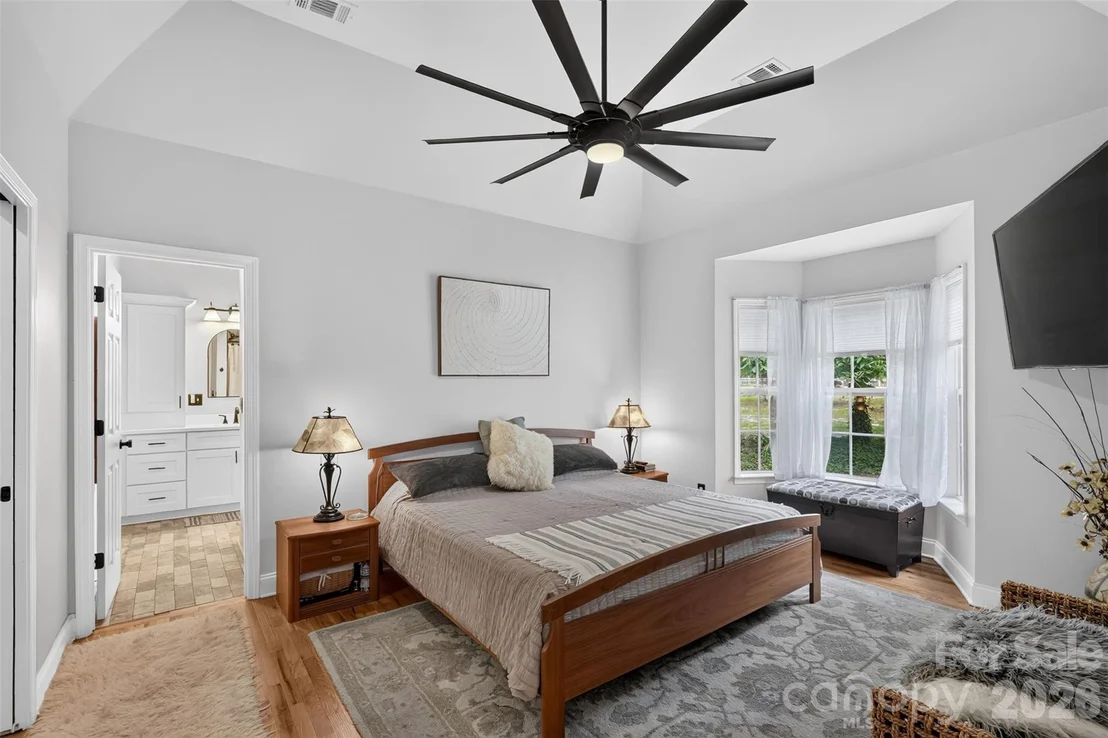 Photo of 1377 Pine Road