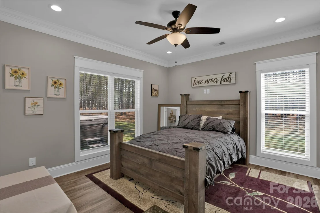 Photo of 2138 Lockhart Road