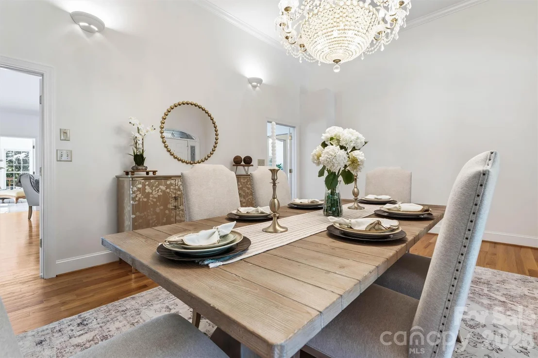 Photo of 675 Heather Drive