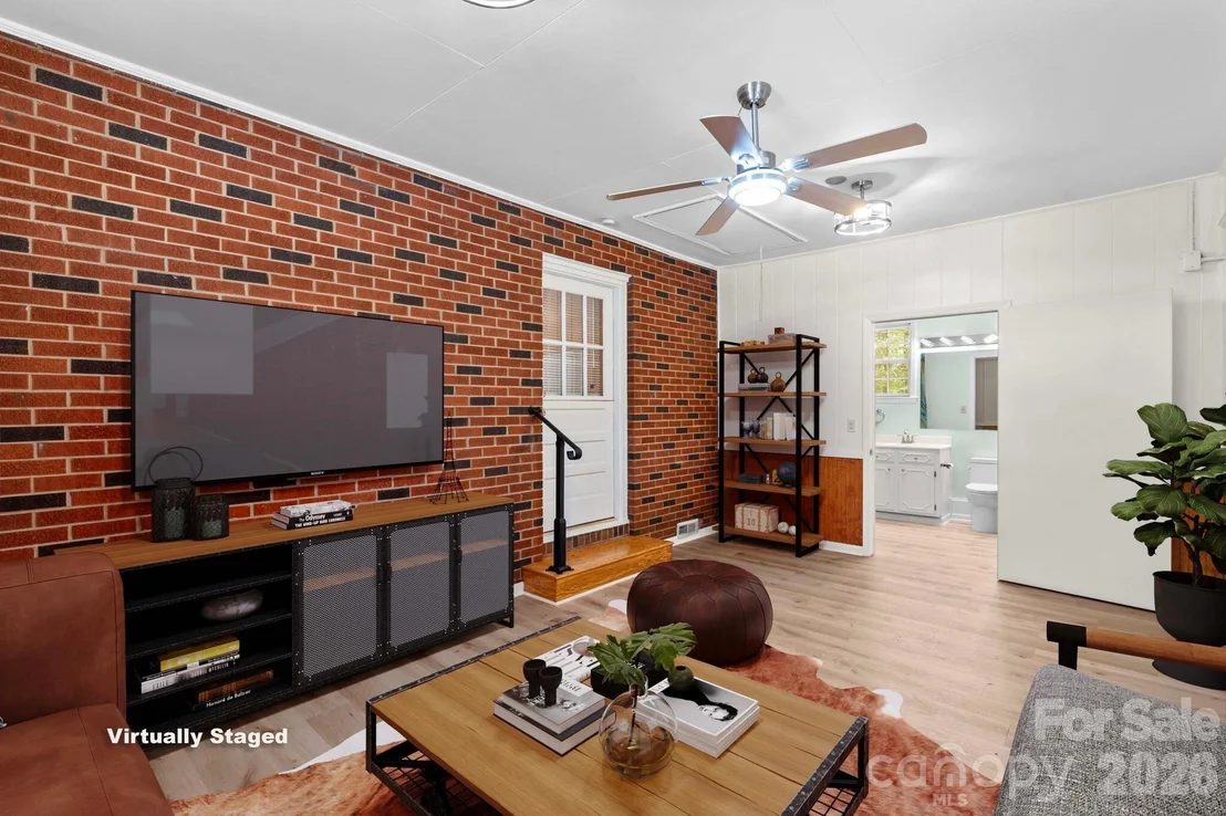 Photo of 6325 Long Ferry Road