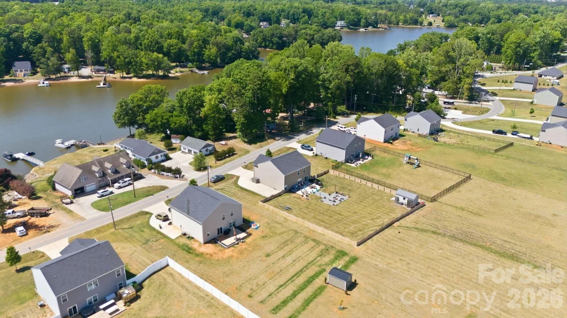 Photo of 1276 Hickory Point Drive