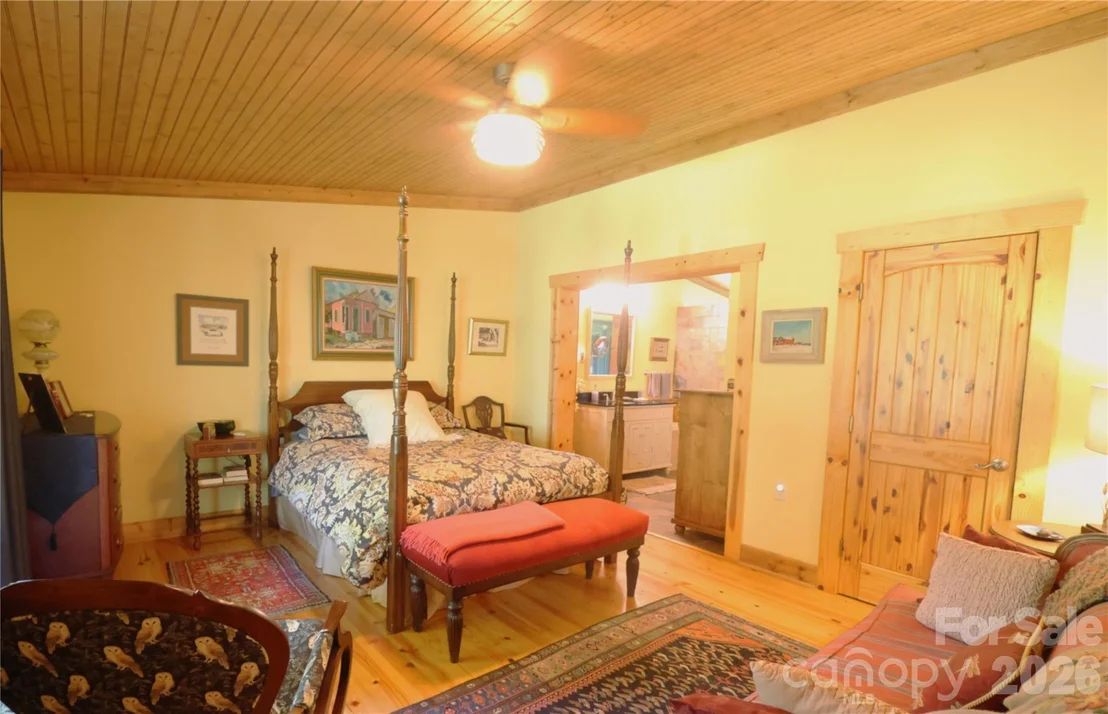 Photo of 141 Owl Haven Lane