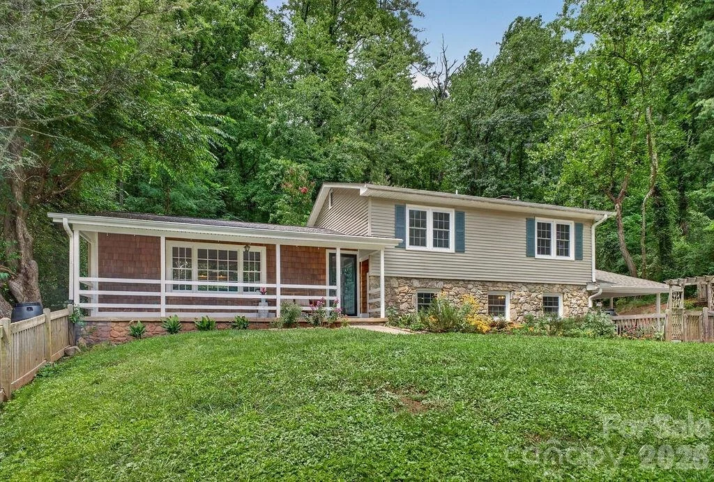 Photo of 23 Clearbrook Road