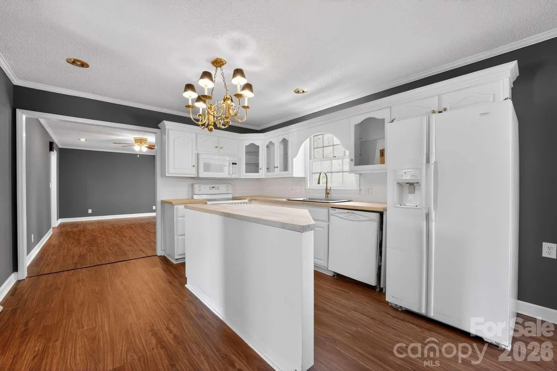 Photo of 2466 Downey Drive