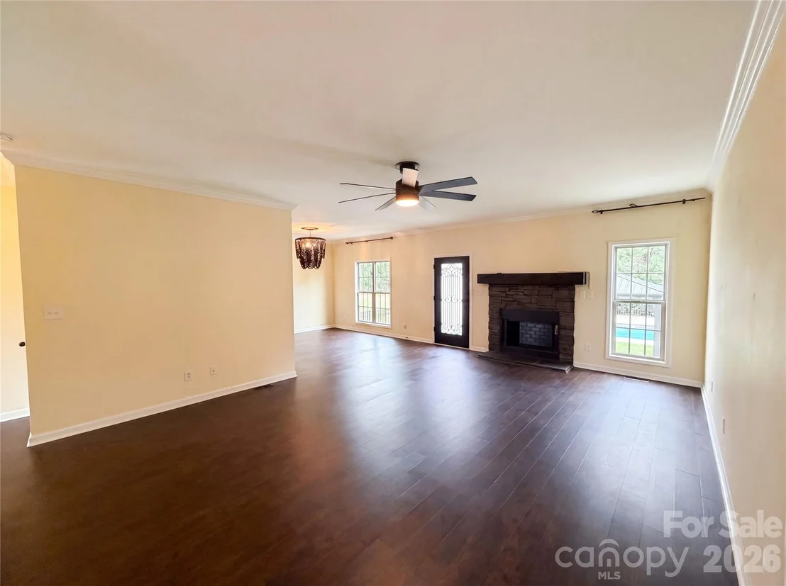 Photo of 1417 Mcbeth Drive