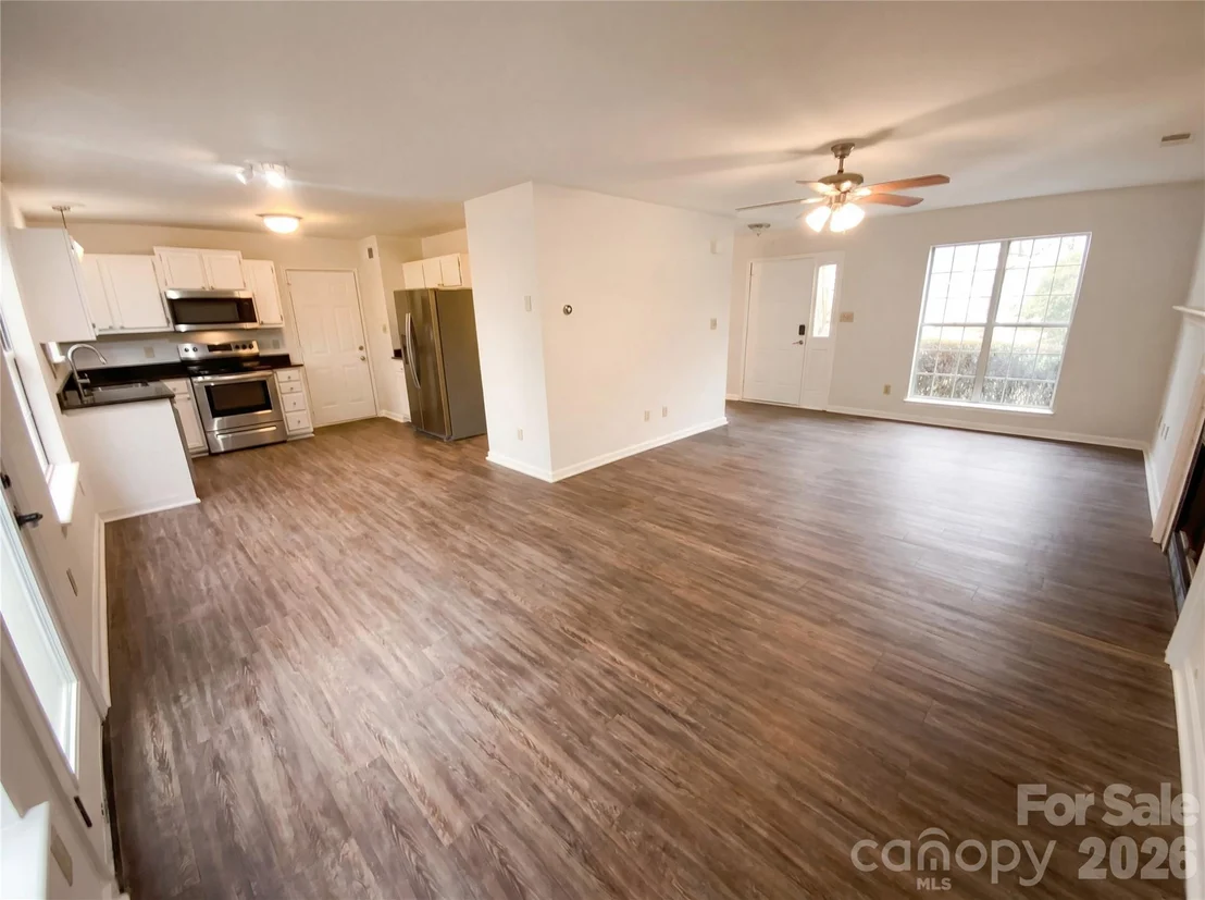 Photo of 5719 Rocbridge Lane
