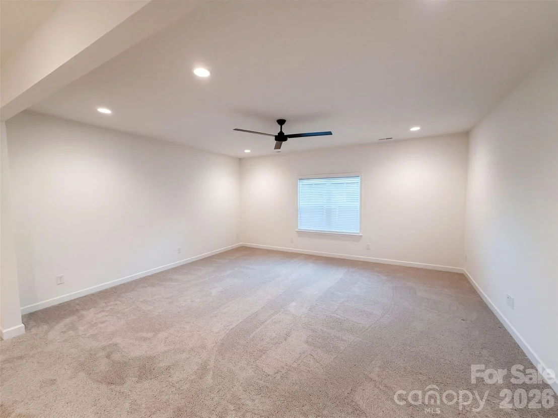 Photo of 2591 Cornelius Place NW