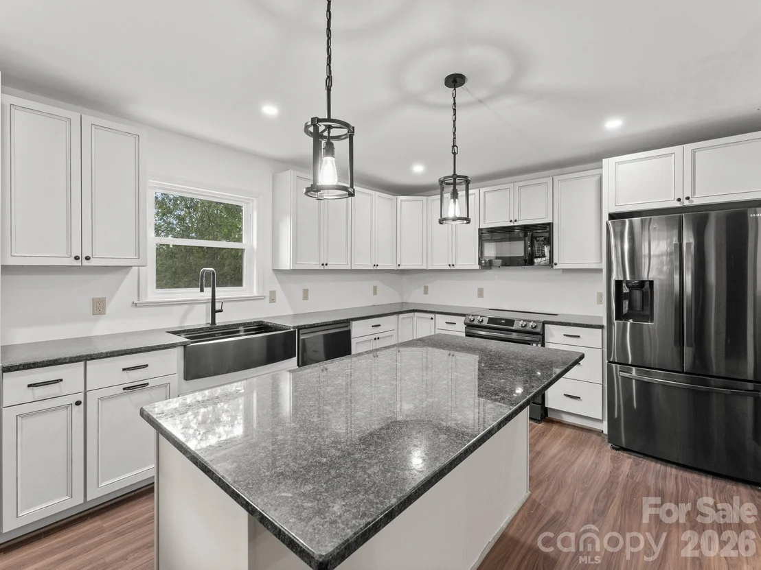 Photo of 10 Monte Vista Circle