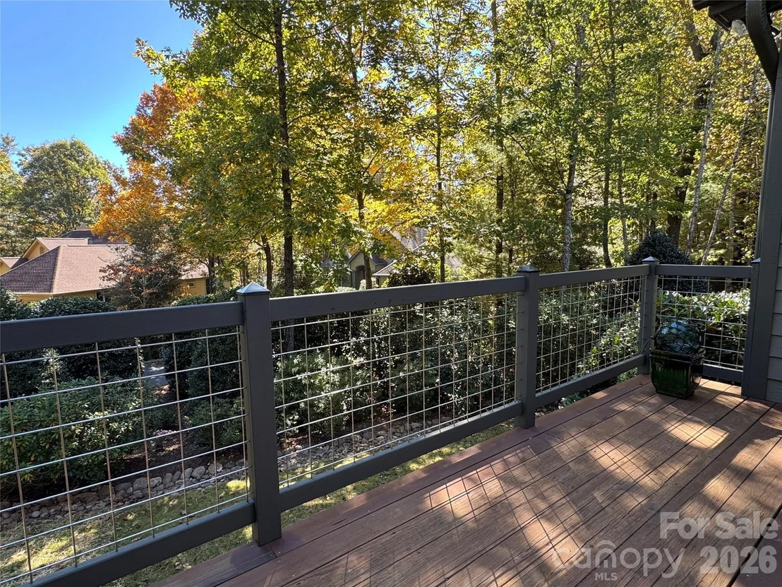 Photo of 894 Dunroy Drive