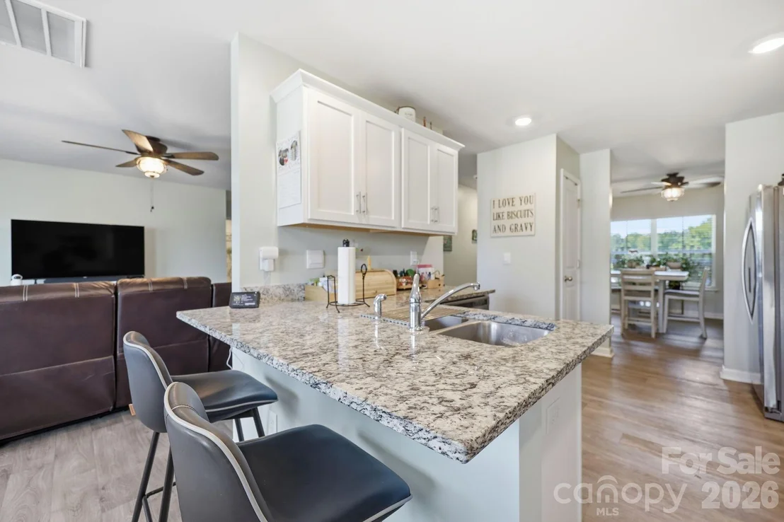 Photo of 1276 Hickory Point Drive