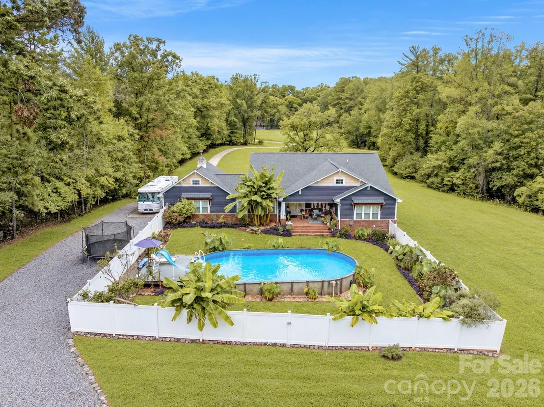 Photo of 1655 Antioch Road