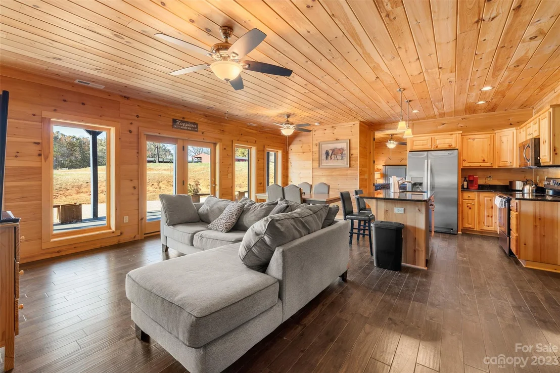 Photo of 1642 Smith Waldrop Road