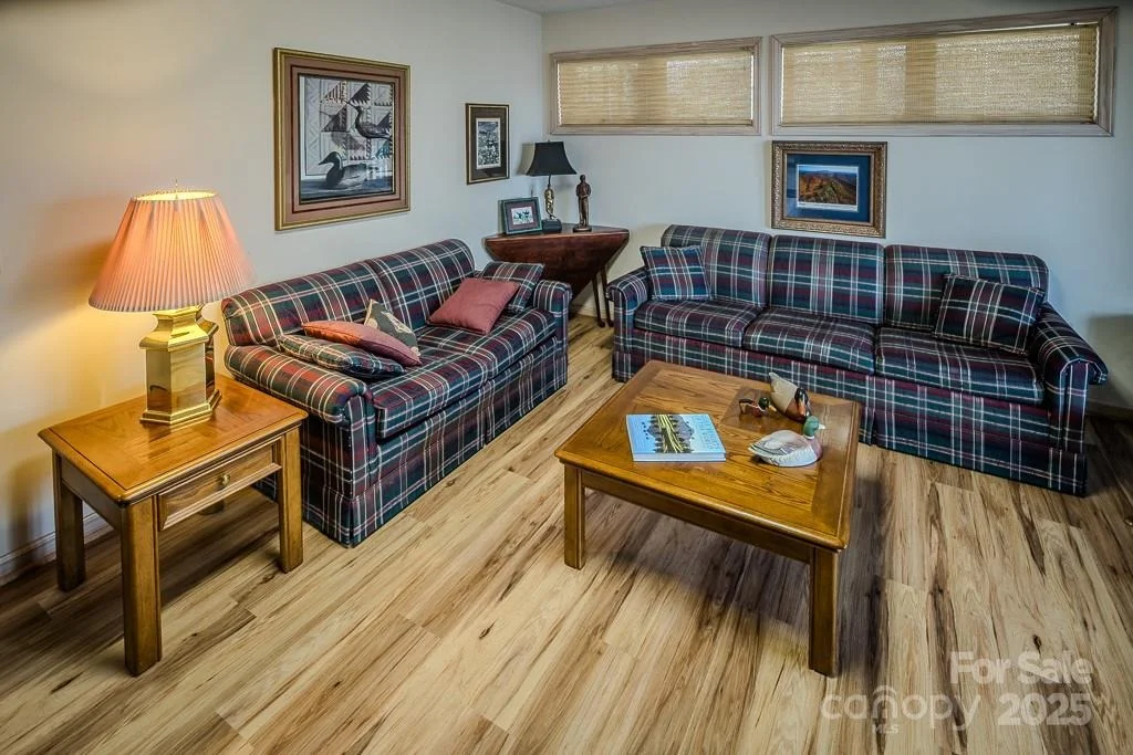 Photo of 130 Skiway Circle