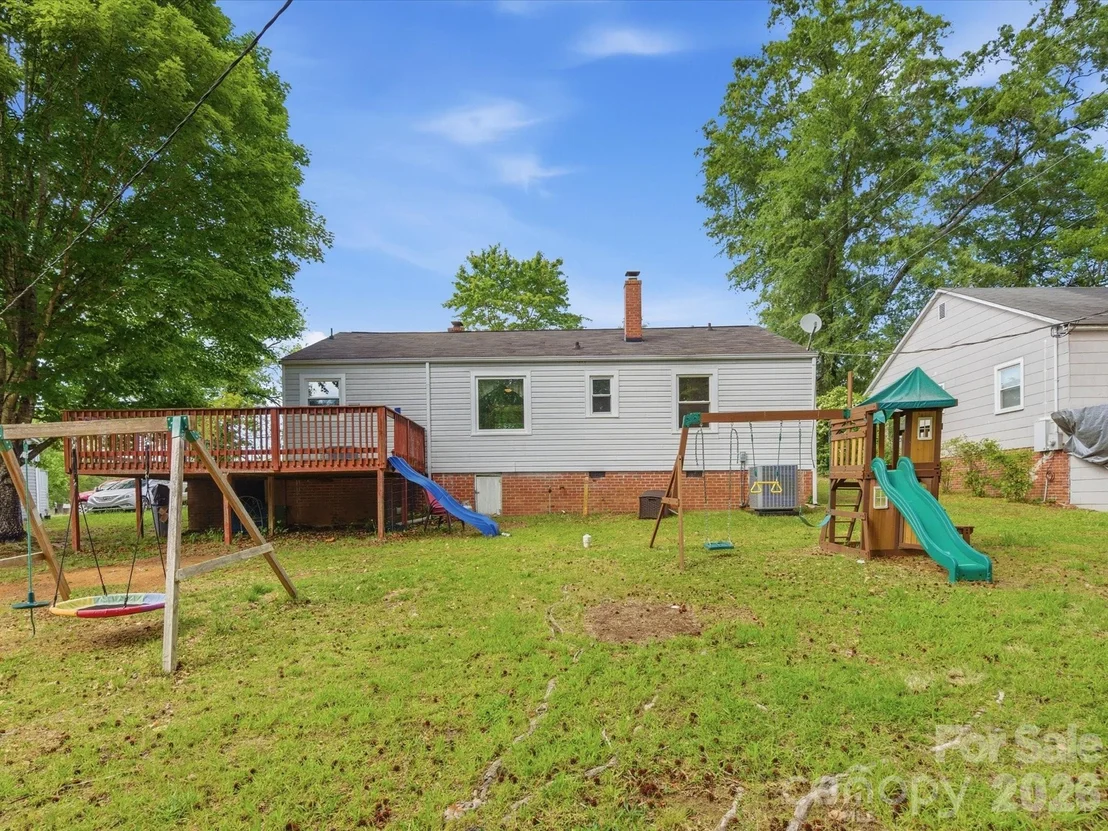 Photo of 620 Normandy Road