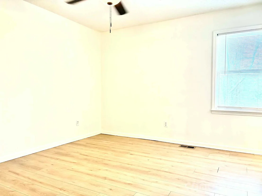 Photo of 2191 Pacer Road