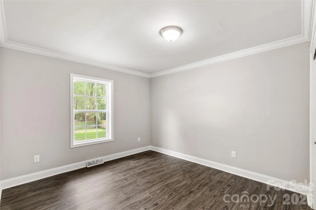 Photo of 2425 Kershaw Camden Highway
