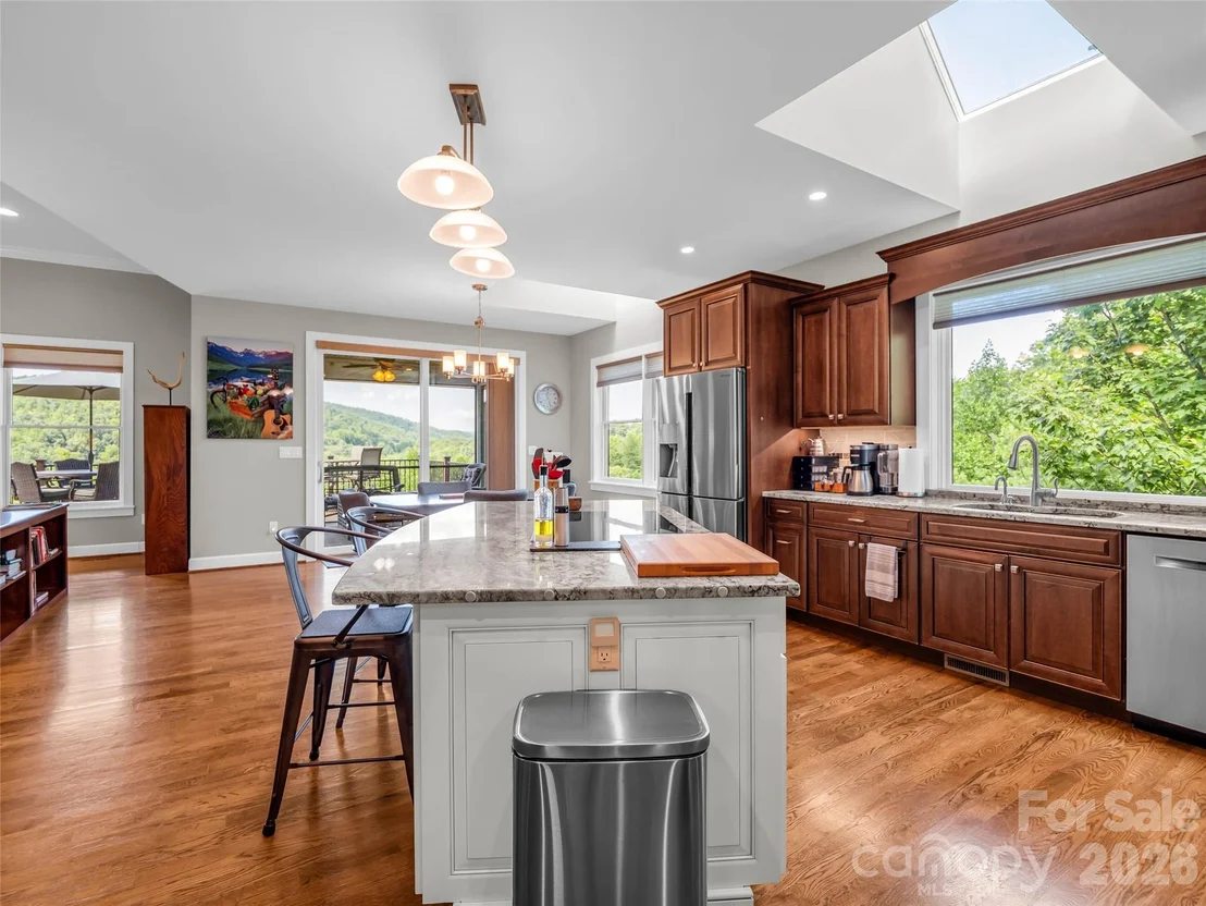 Photo of 930 Big Raven Lane