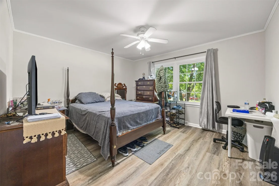 Photo of 2323 Hedgewood Circle