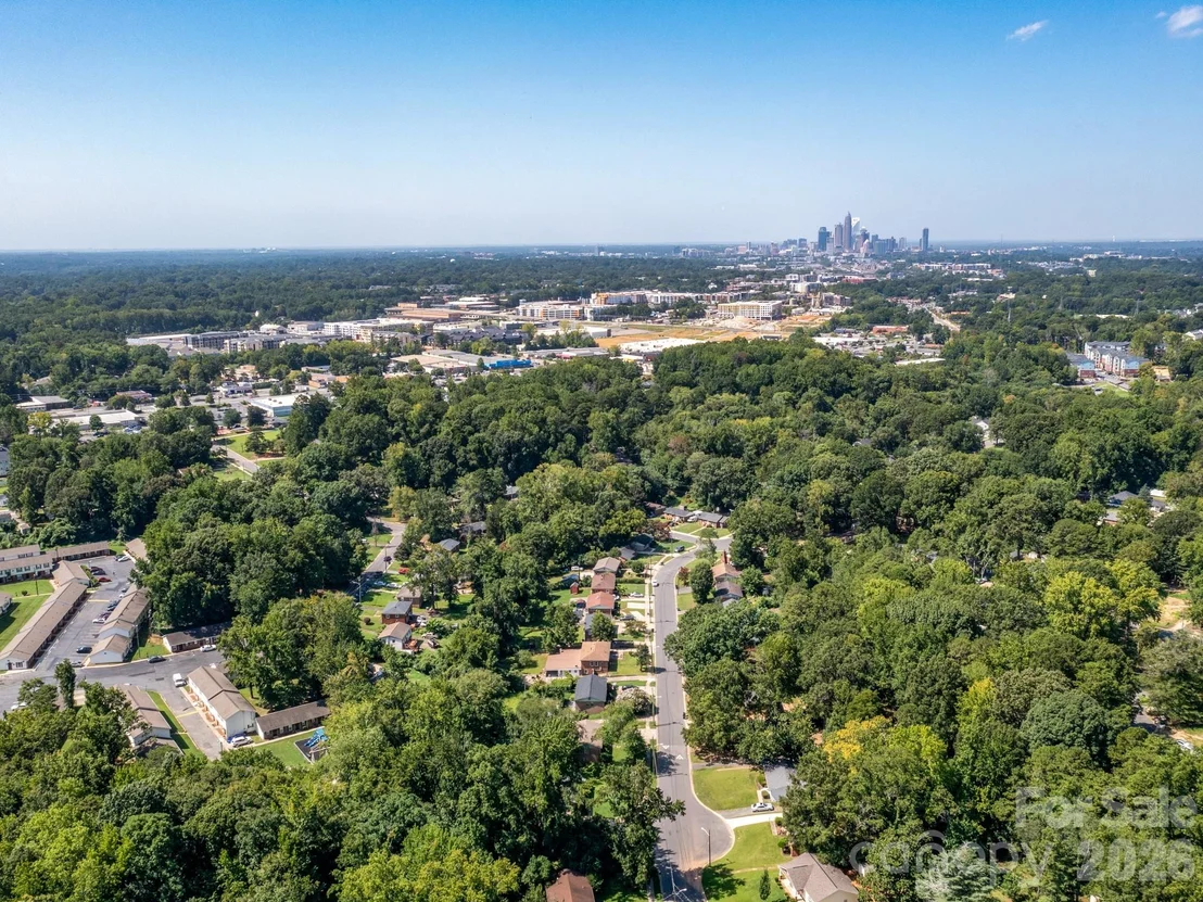 Photo of 4925 Springview Road