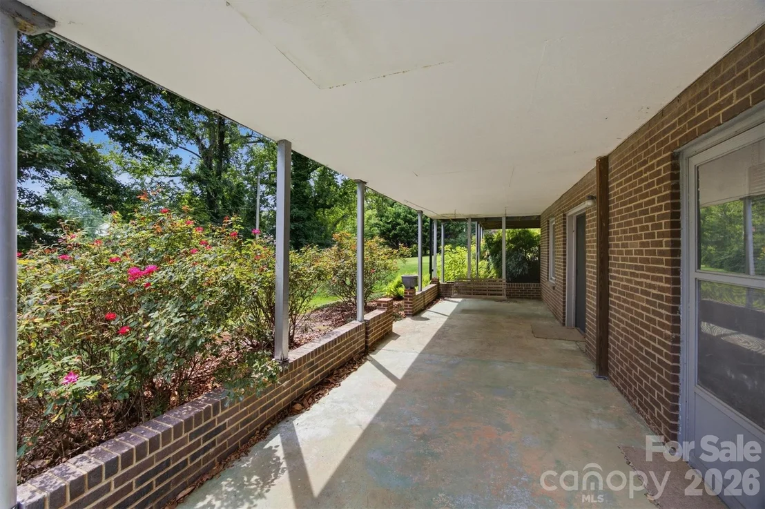 Photo of 2711 Fairway Acres Circle