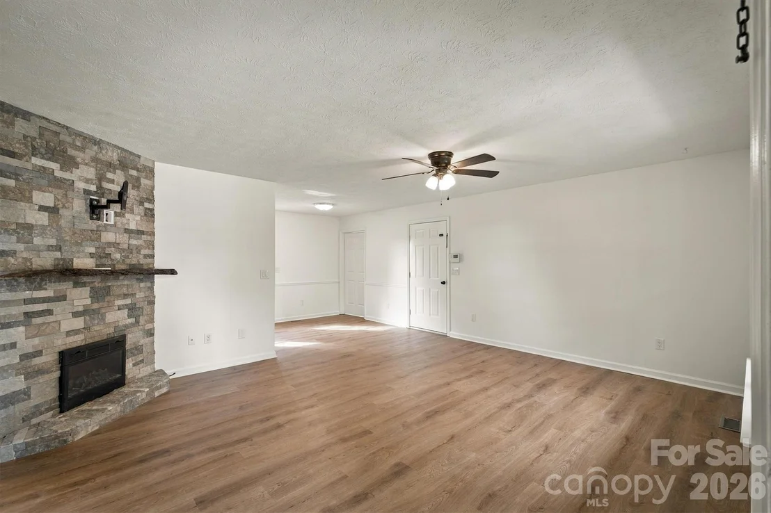 Photo of 37 Laurel Street