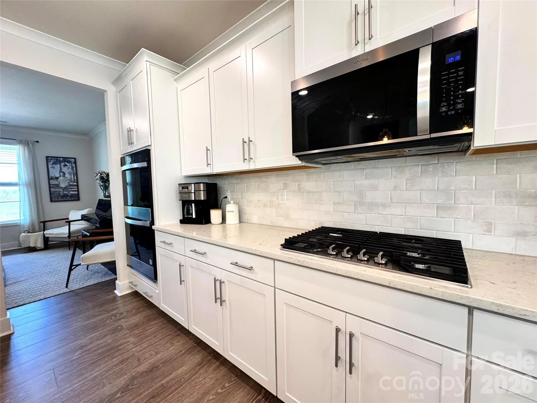 Photo of 351 Miramar Drive