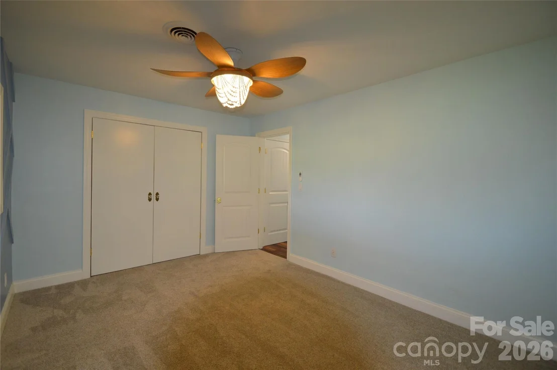 Photo of 1183 Sandy Plains Road