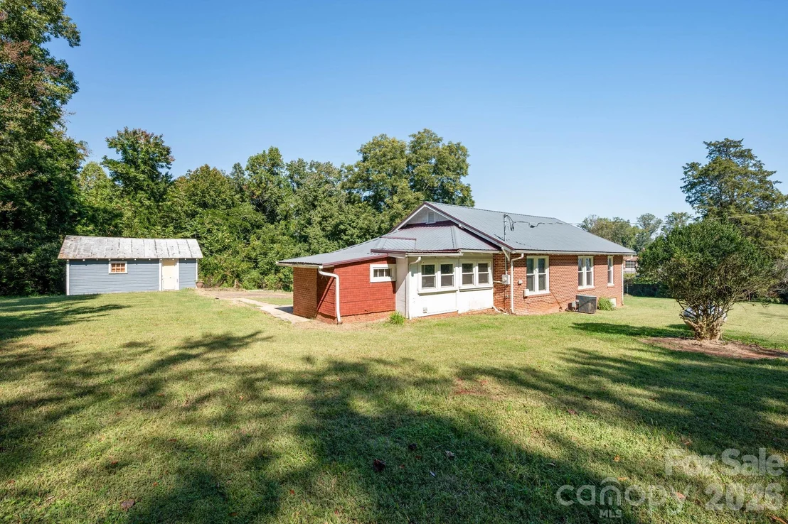Photo of 2401 NC 181 Highway