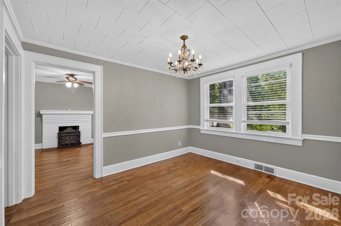 Photo of 1829 3rd Street NE