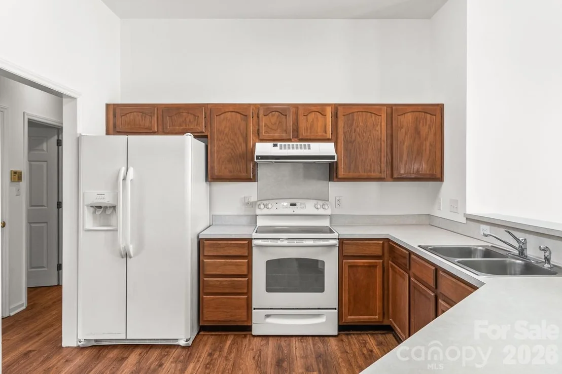 Photo of 739 Oakbluff Circle
