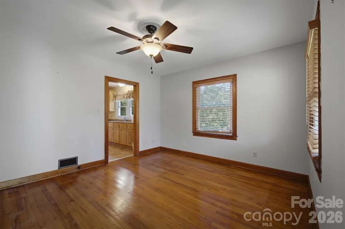 Photo of 114 Harris Drive