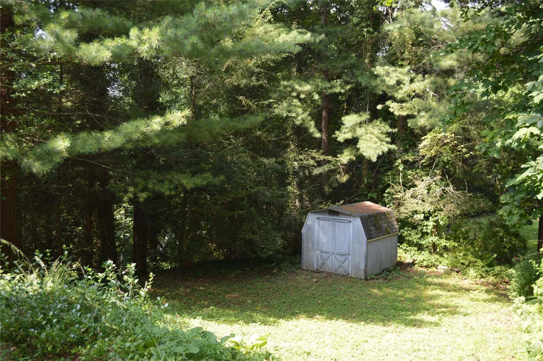 Photo of 184 Laurel Road