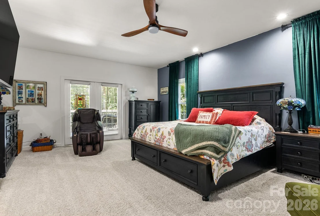 Photo of 613 Perry Road