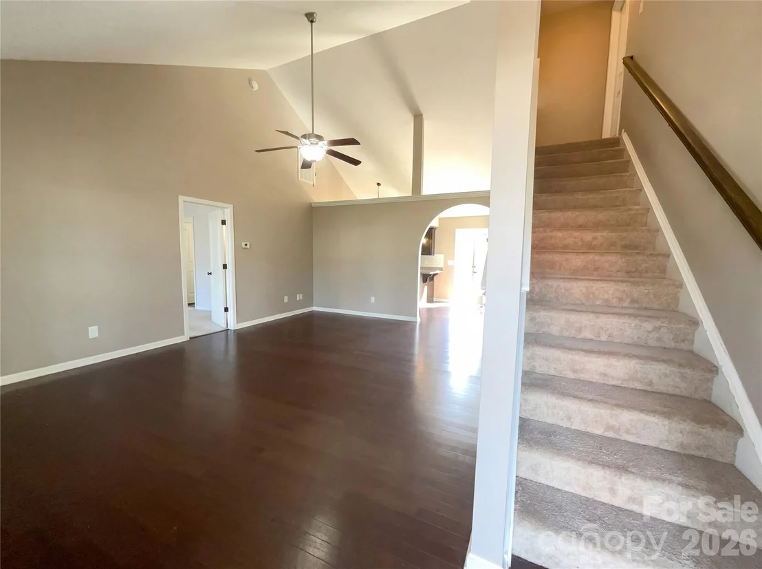 Photo of 1328 Centennial Drive