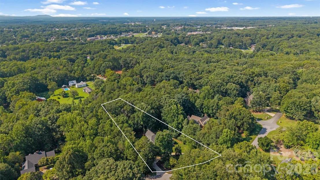 Photo of 675 Heather Drive